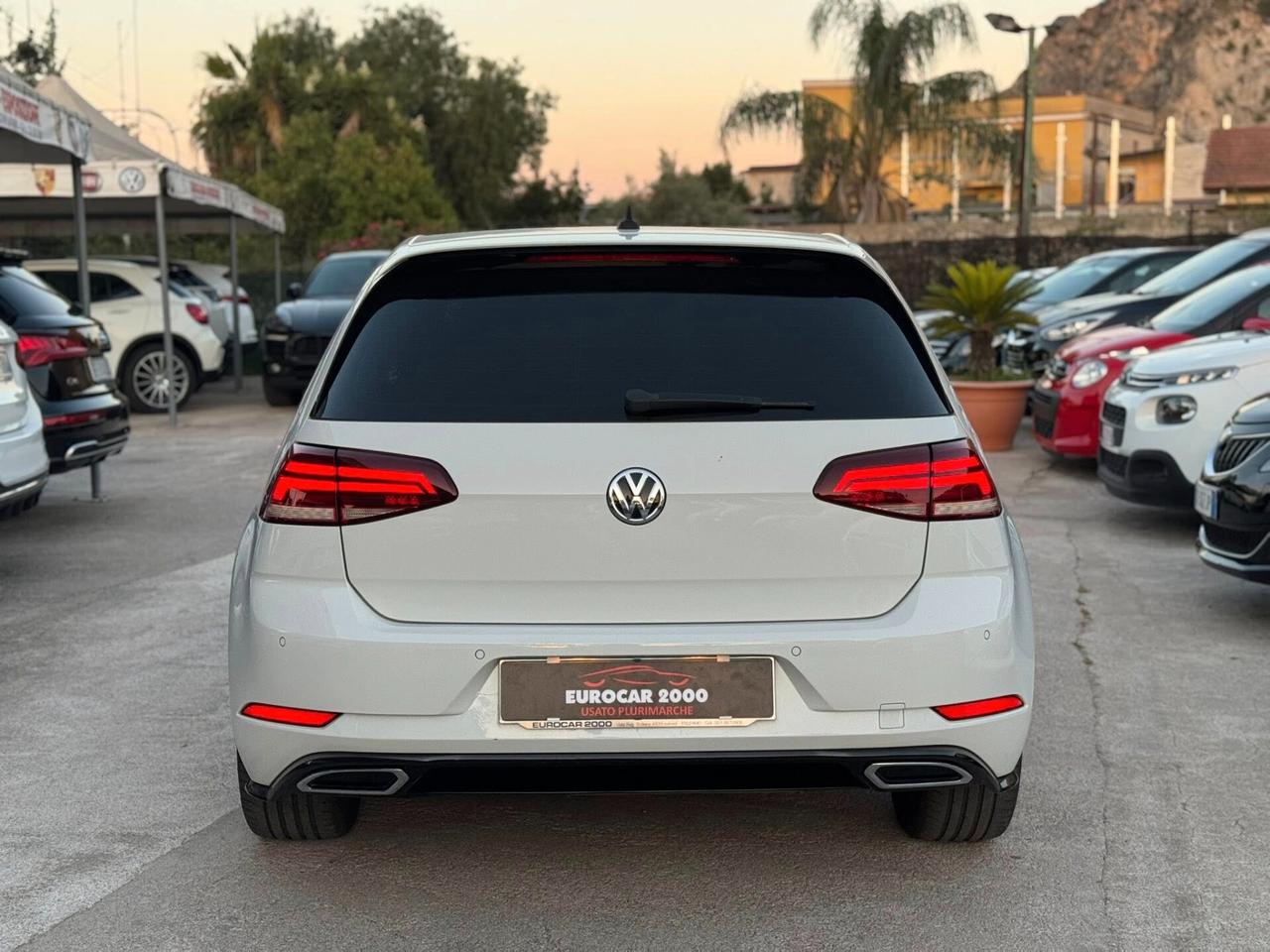 VOLKSWAGEN GOLF 7.5 R-Line DSG
