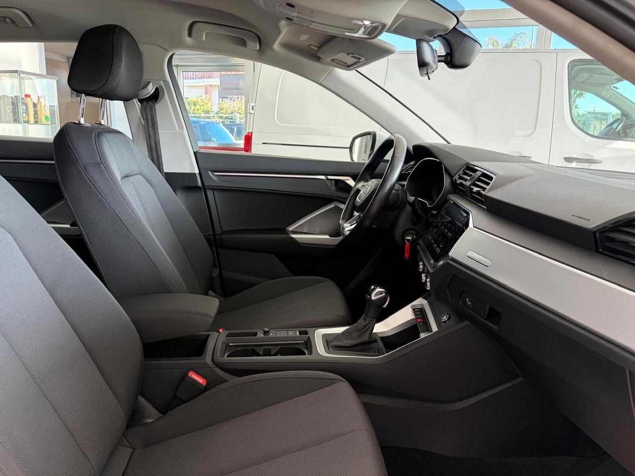 Audi Q3 35 TDI S tronic Business Advanced