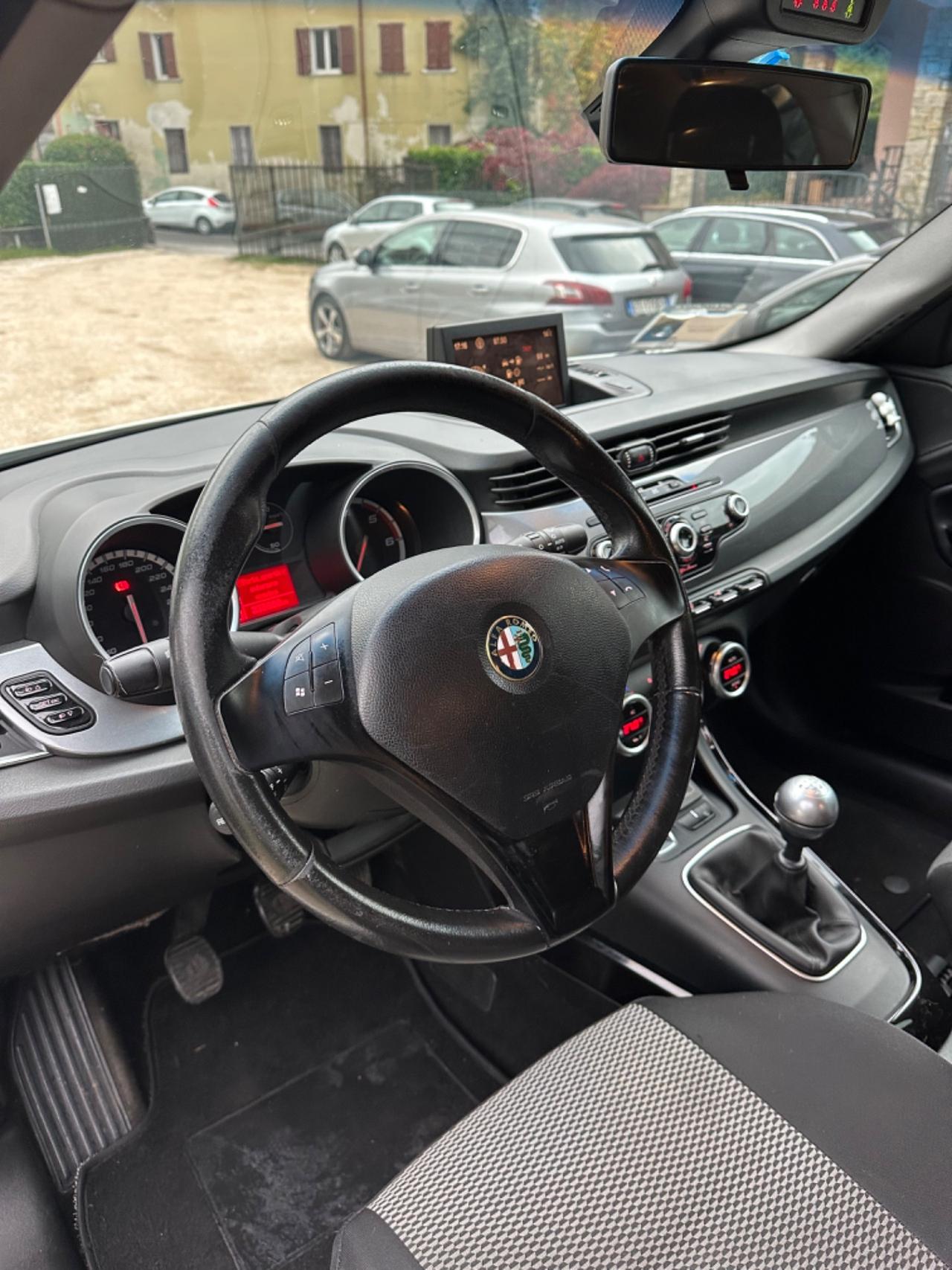 Alfa Romeo GIULIETTA 2.0 JTDm-2 DISTINCTIVE KMCERT GARANZ
