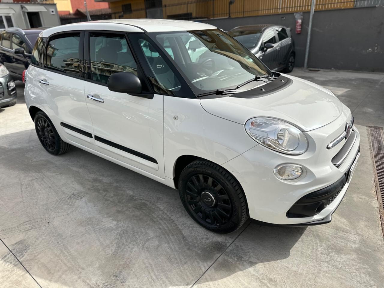 Fiat 500L 1.6 Multijet 120 CV Mirror