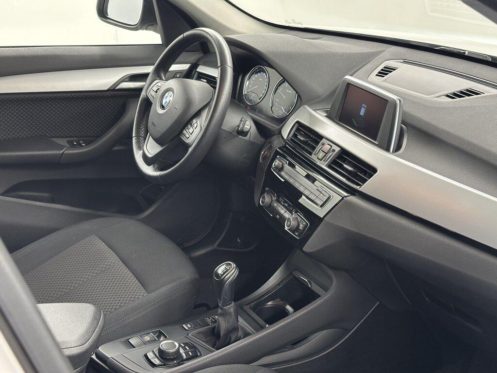 BMW X1 18 d Advantage xDrive