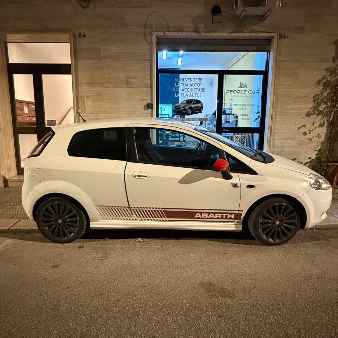 Fiat Punto 1.2 benzina allestimento Abarth 120cv