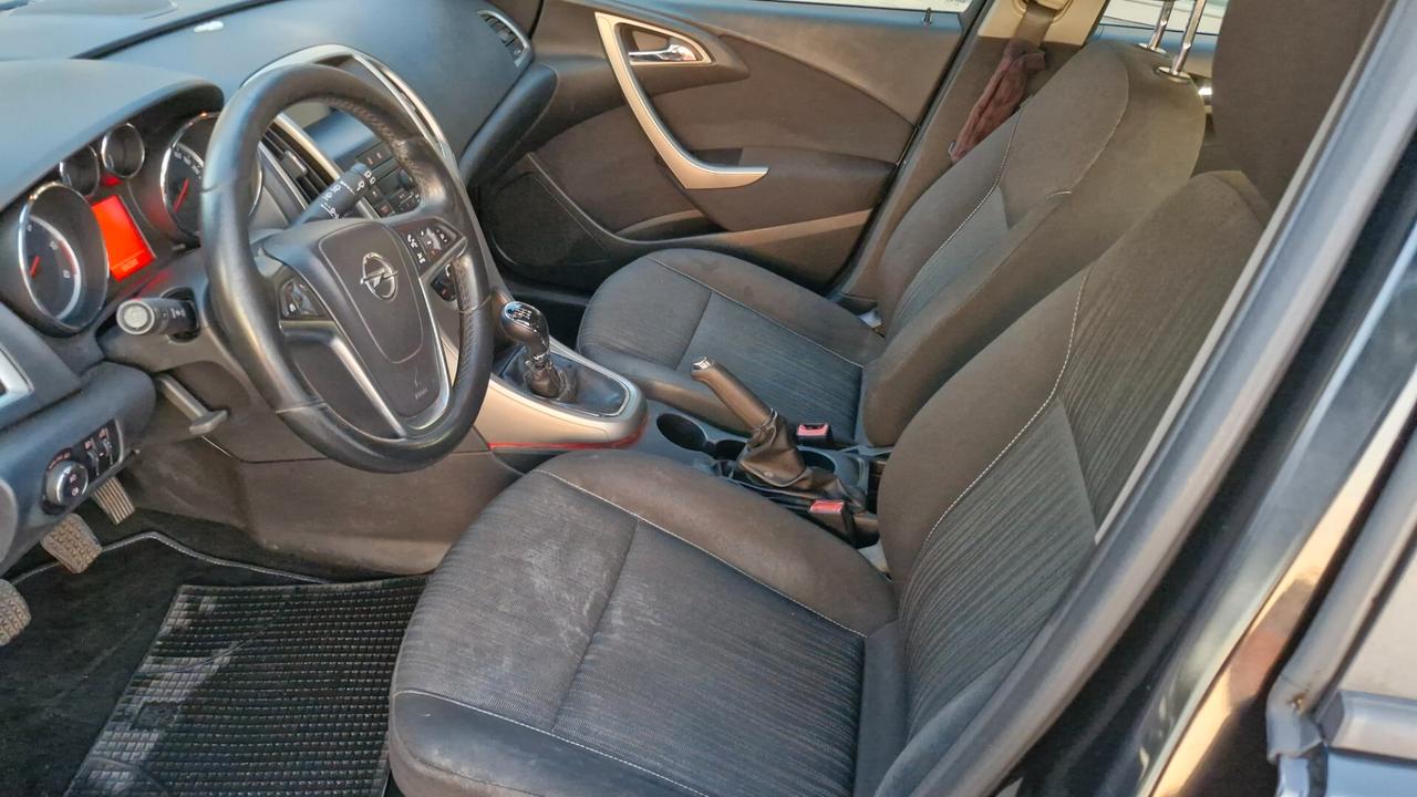 Opel Astra 1.7 CDTI 110CV Sports Tourer Cosmo