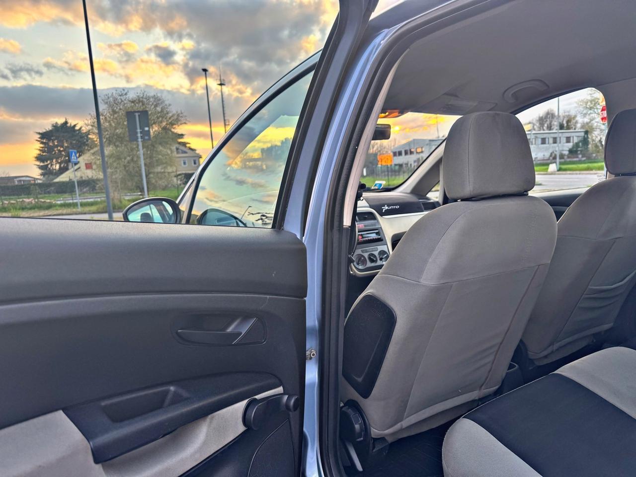 Fiat Grande Punto 1.4 Starjet 16V 5 porte Dynamic