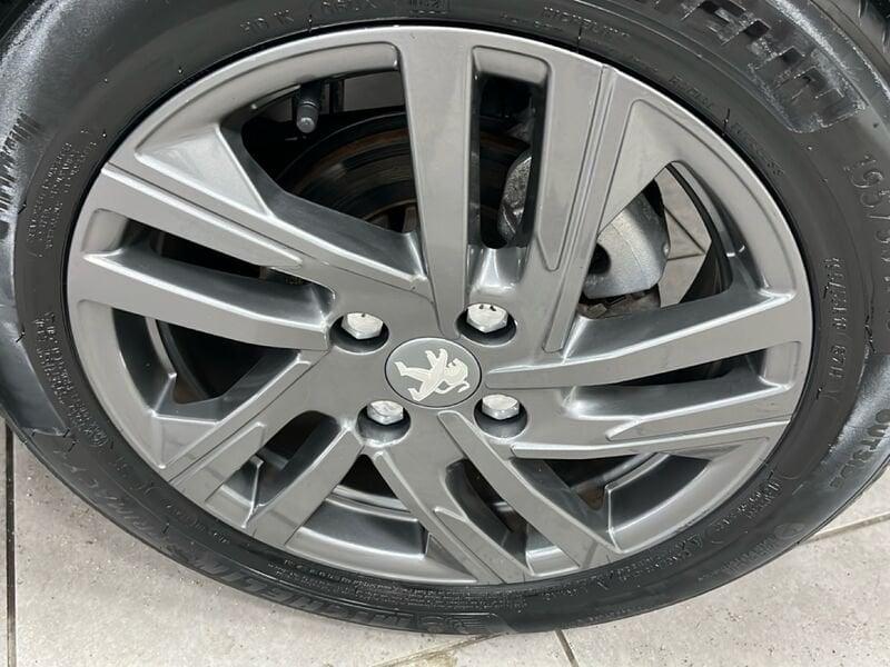 Peugeot 208 Active Pack BlueHDi 100 S/S
