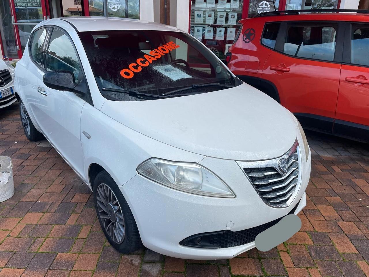 Lancia Ypsilon 1.2 69 CV 5 porte S&S Gold