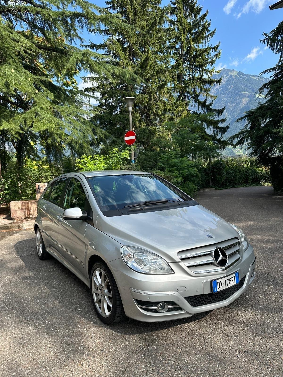 Mercedes-benz B 180 BlueEFFICIENCY Sport NEOPATENTATI