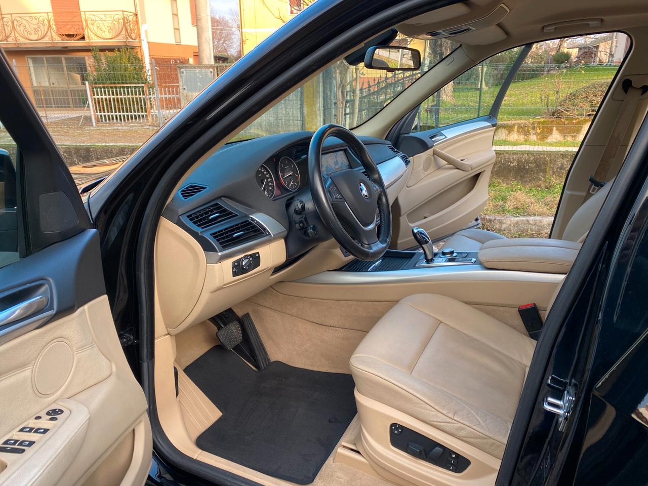 Bmw X5 3.0d 7Posti Gancio Traino Navi