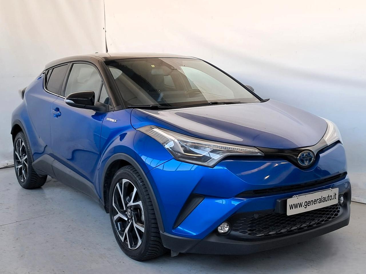 Toyota C-HR 1.8 Hybrid E-CVT Style