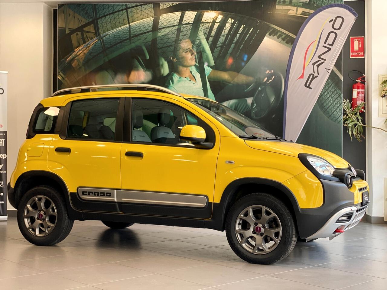 Fiat Panda 1.3 MJT 80 CV 4X4 CROSS - GANCIO DI TRAINO OMOL.