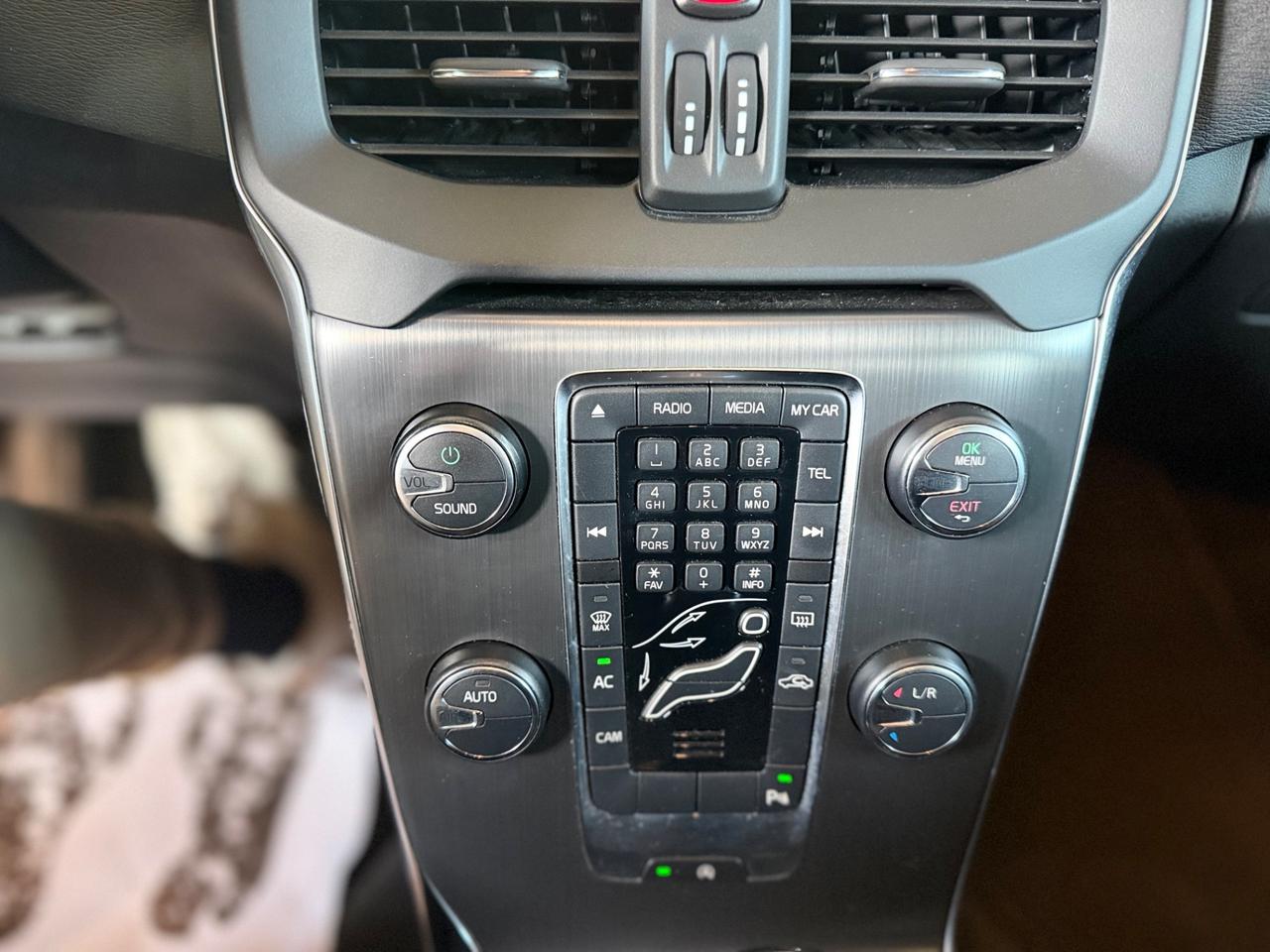 Volvo V40 D3 Geartronic Momentum