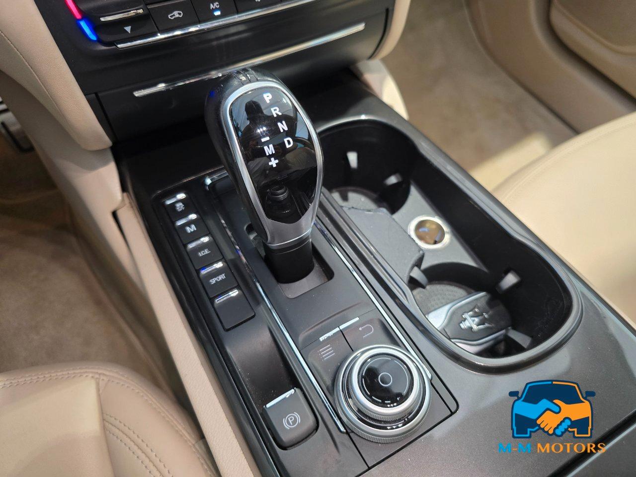 Maserati Ghibli 3.0 V6 ds 275cv auto my16 E6