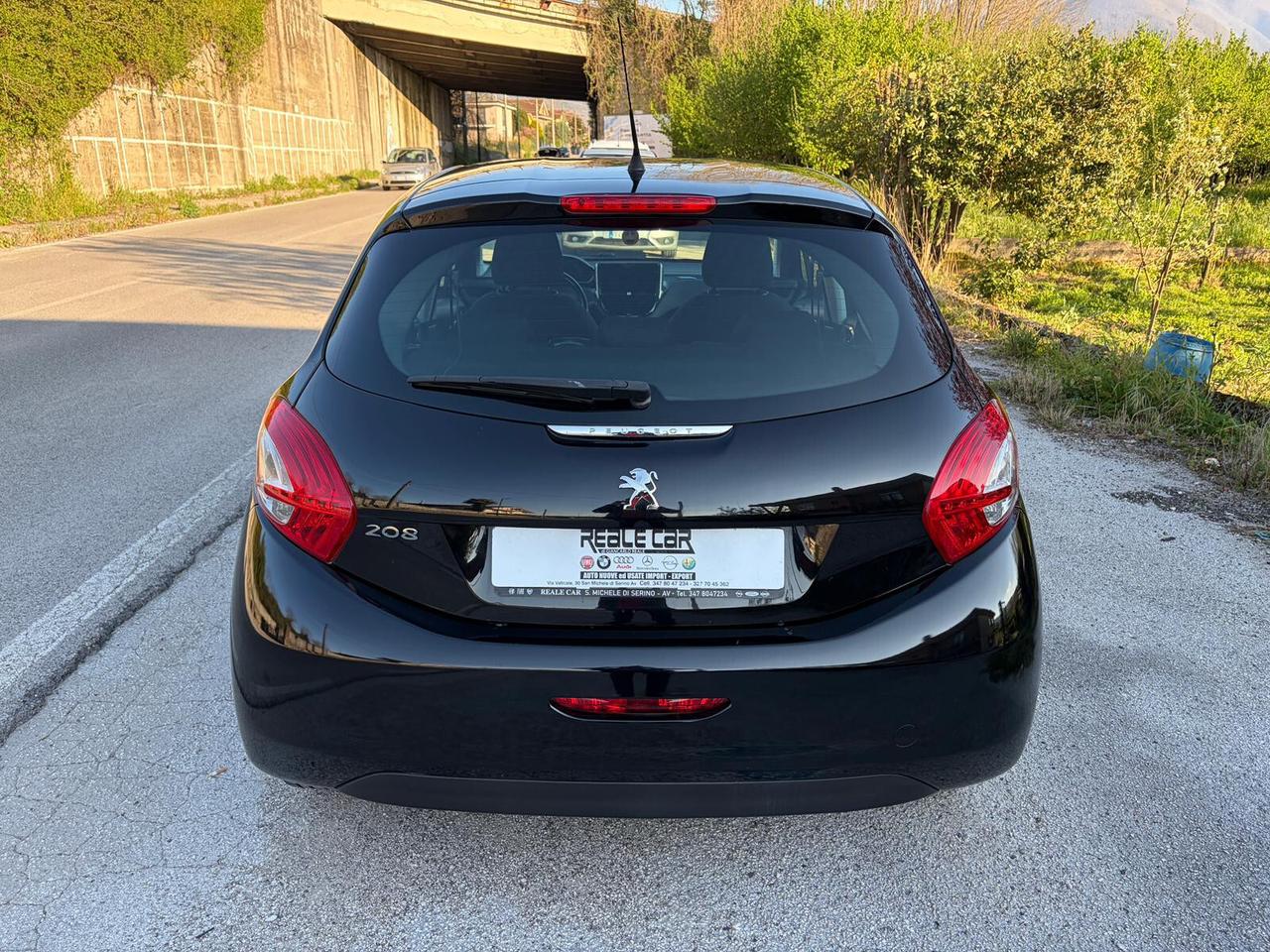 Peugeot 208 1.4 HDi 68CV 5 porte Allure