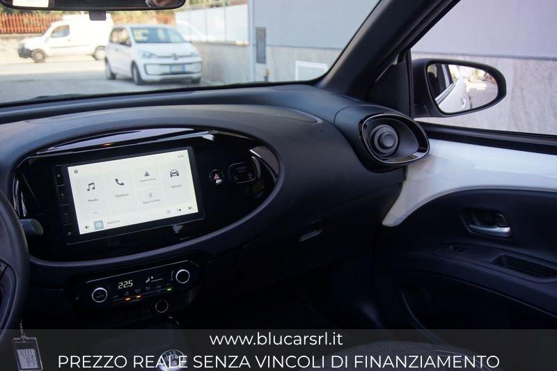 Toyota Aygo X 1.0B (72 CV) Trend Air S-CVT