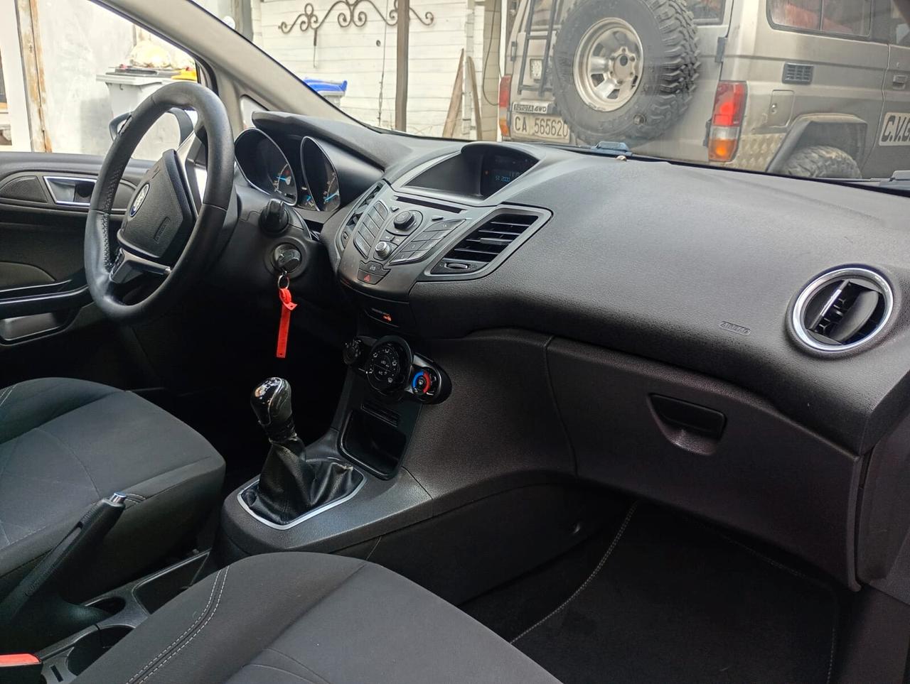 Ford Fiesta 1.5 TDCi 75CV 5 porte Business