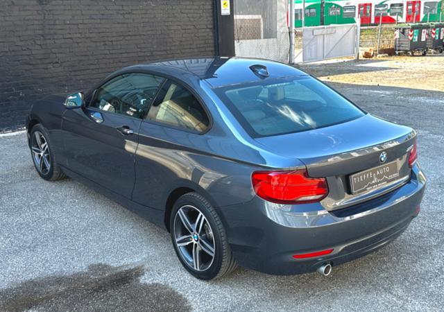 BMW 218 i Coupé Sport