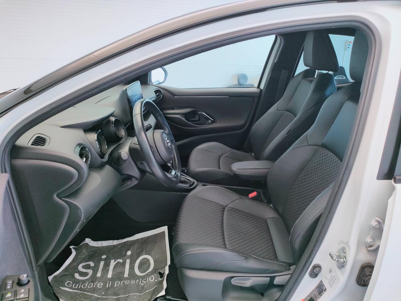 TOYOTA Yaris IV 2020 - Yaris 1.5h Style