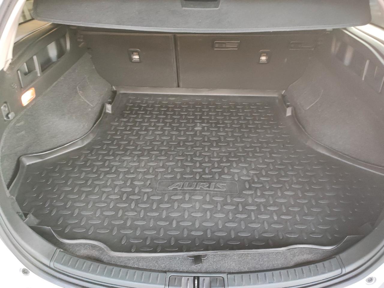 Toyota Auris Touring Sports 1.6 D-4D Lounge