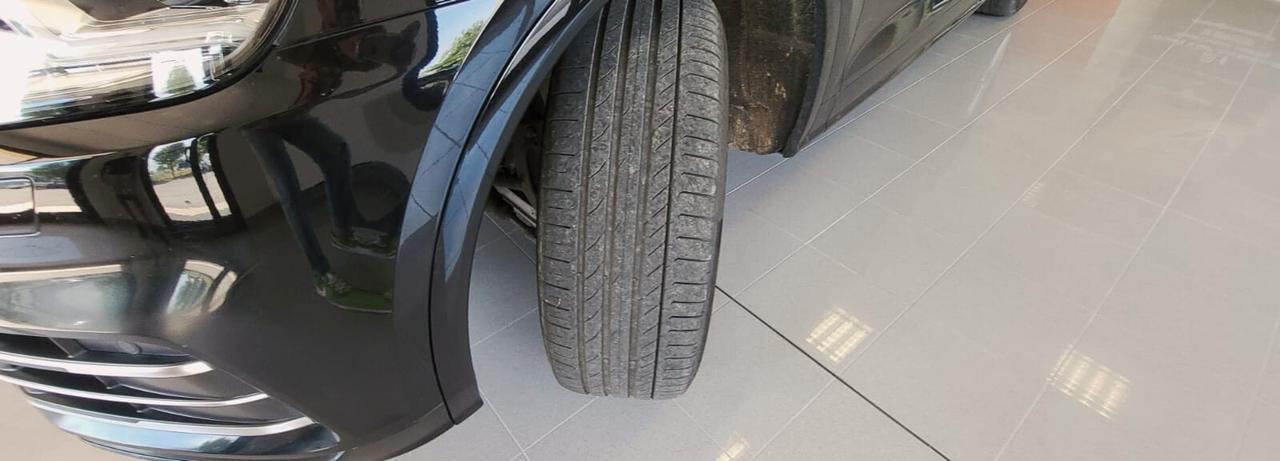 BELLISSIMA AUDI Q5 40 TDI S-LINE PLUS QUATTRO 190CV S-TRONIC-TENUTA CON MOLTISSIMA CURA-PERFETTA IN TUTTO-COME NUOVA-GARANZIA UFFICIALE AUDI FINO AL 10/2026 PIÙ GARANZIA M-M MOTORS FINO AD OTTOBRE 2027.