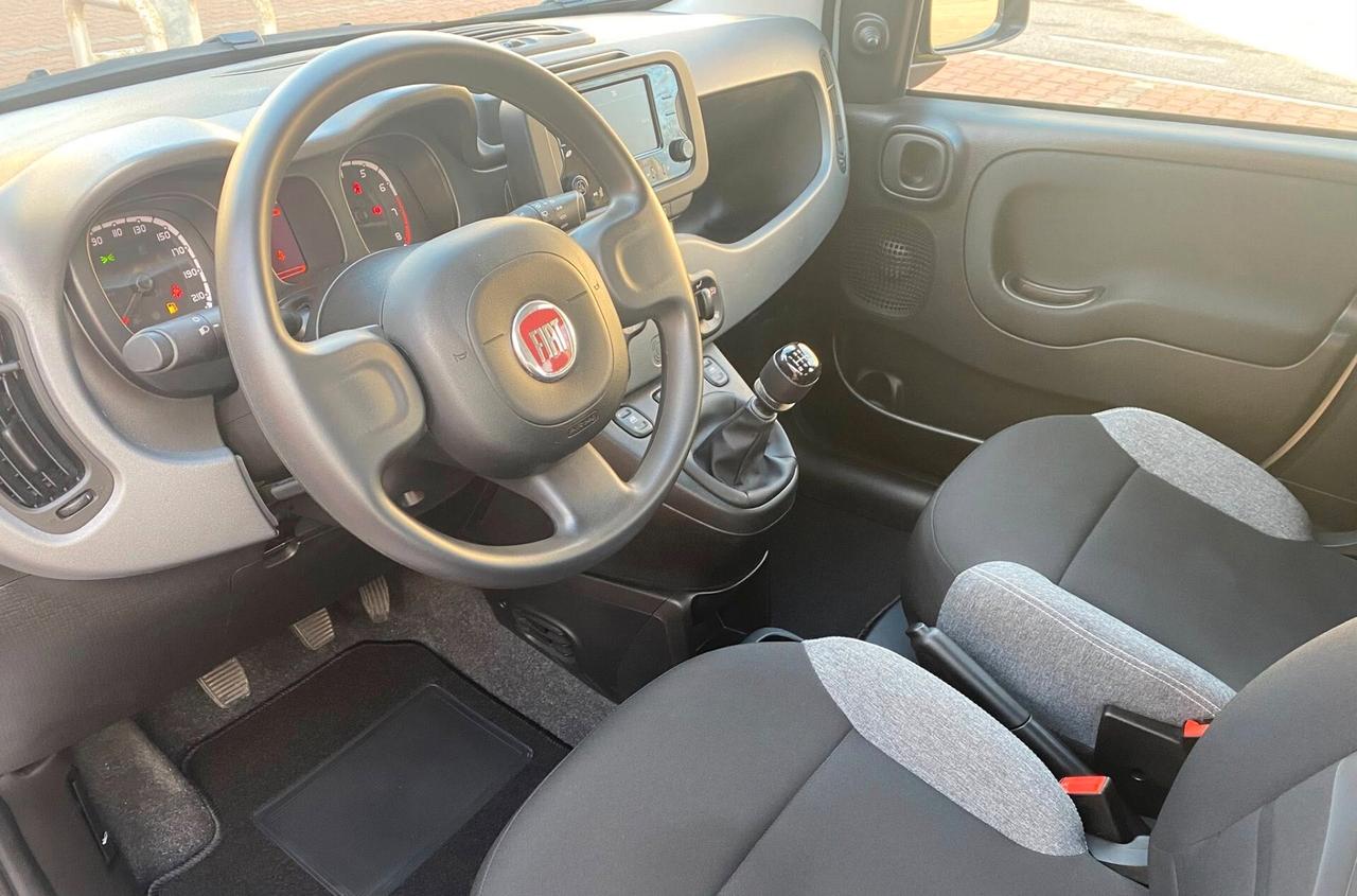 FIAT PANDA HYBRID CITY LIFE NEOPATENTATI