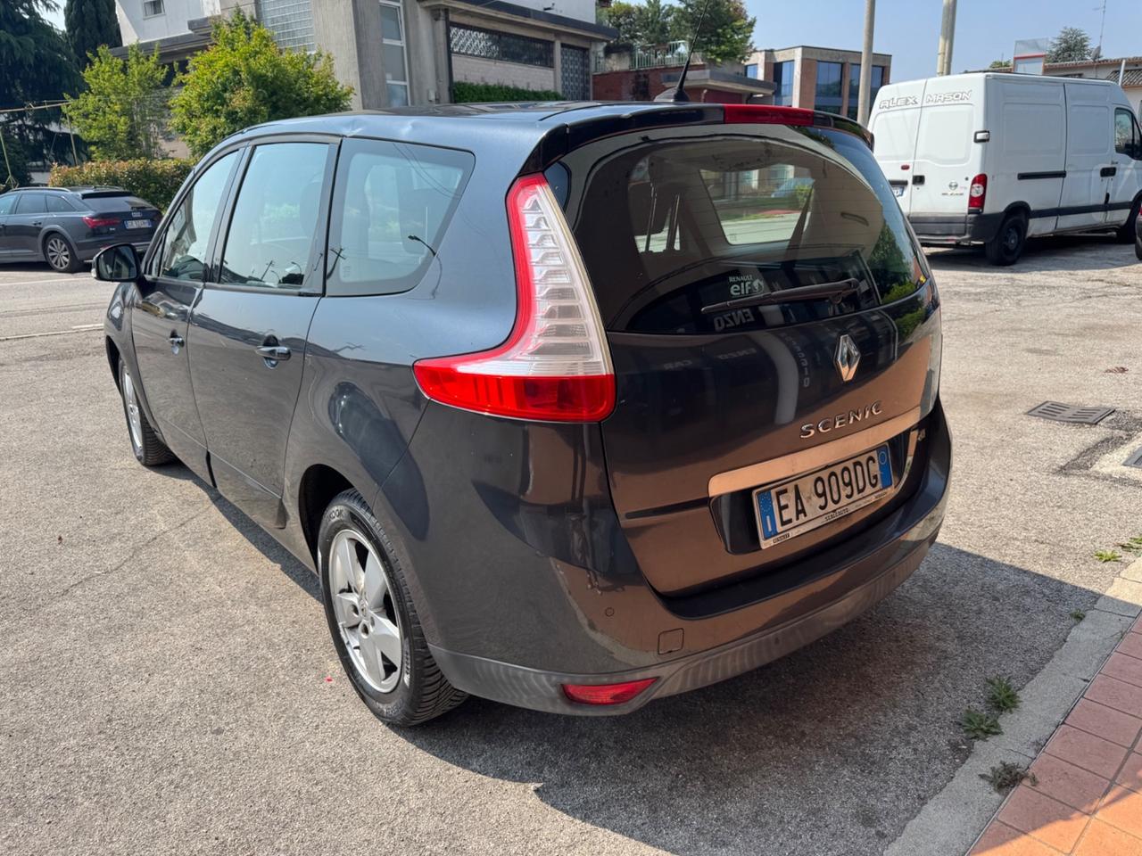 Renault Scenic Scénic 1.5 dCi 110CV Dynamique