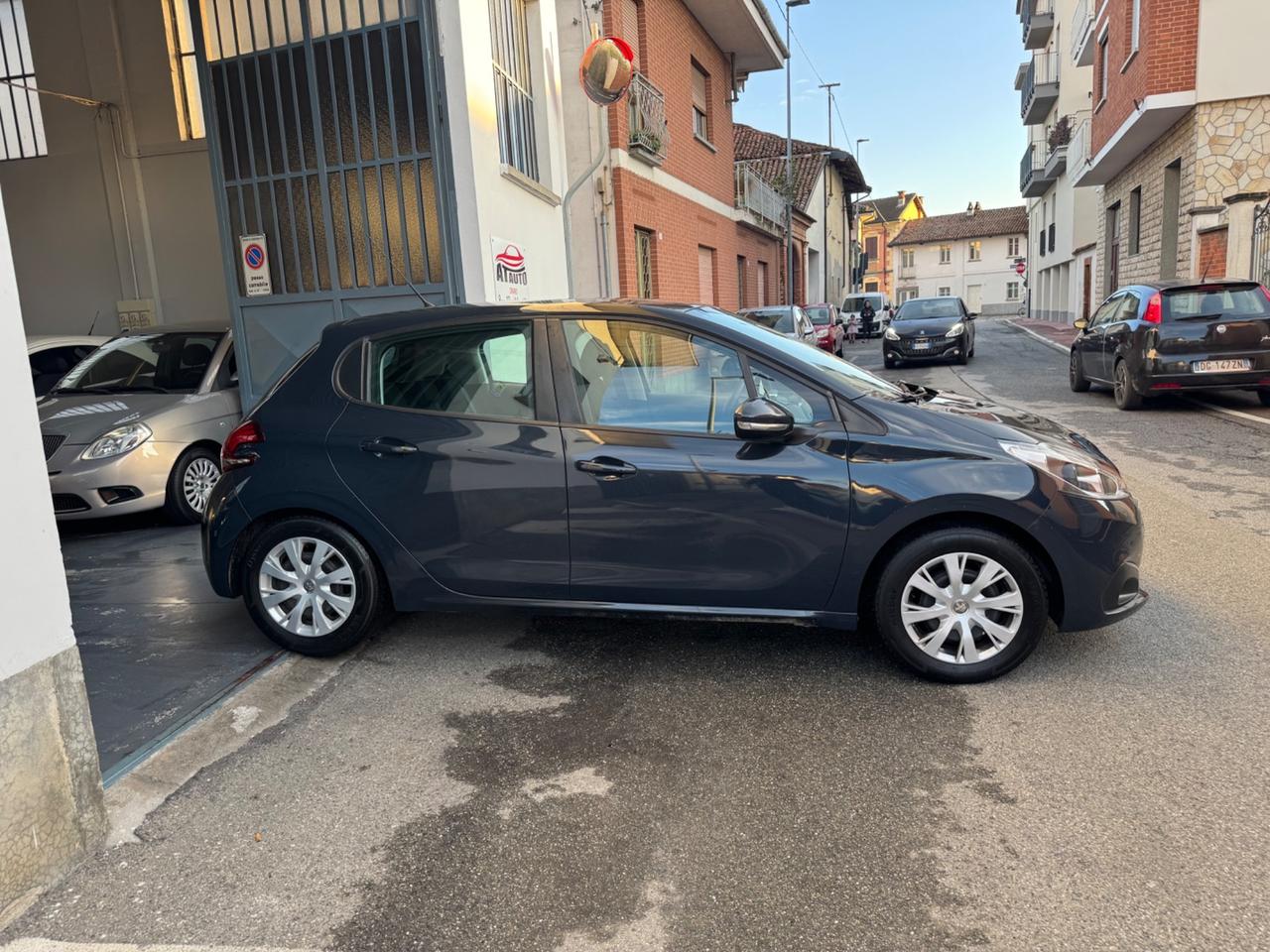 Peugeot 208 PureTech 68 5 porte Access