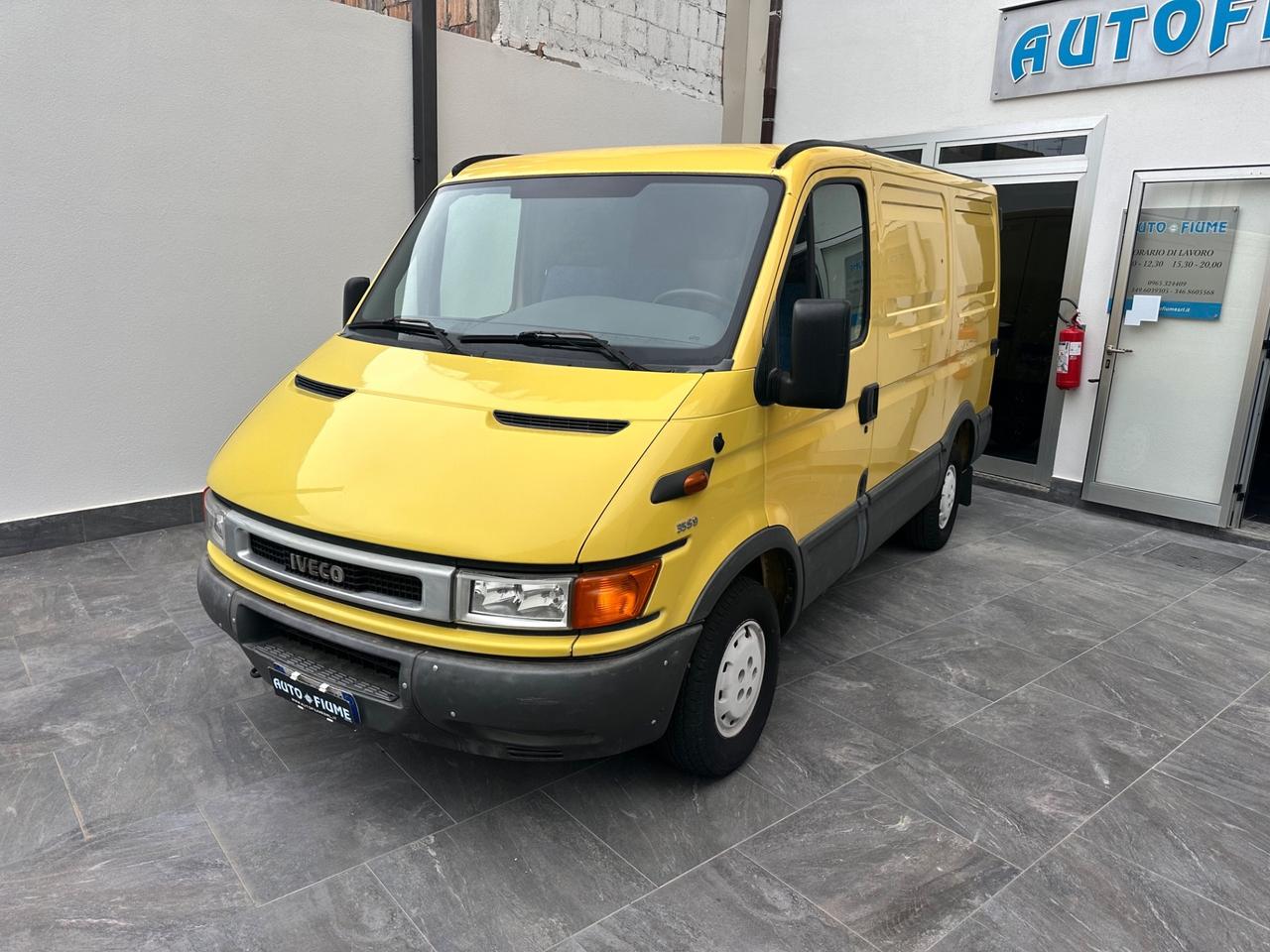 Iveco Daily 35S11 2.8 TDI PM Cabinato