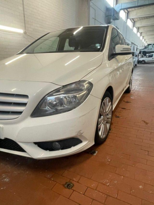 MERCEDES-BENZ B 180 CDI Elegance