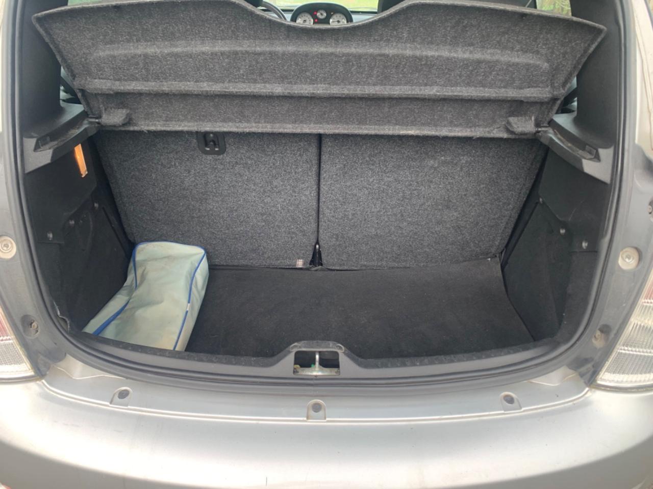 Lancia Ypsilon 1.2 Argento