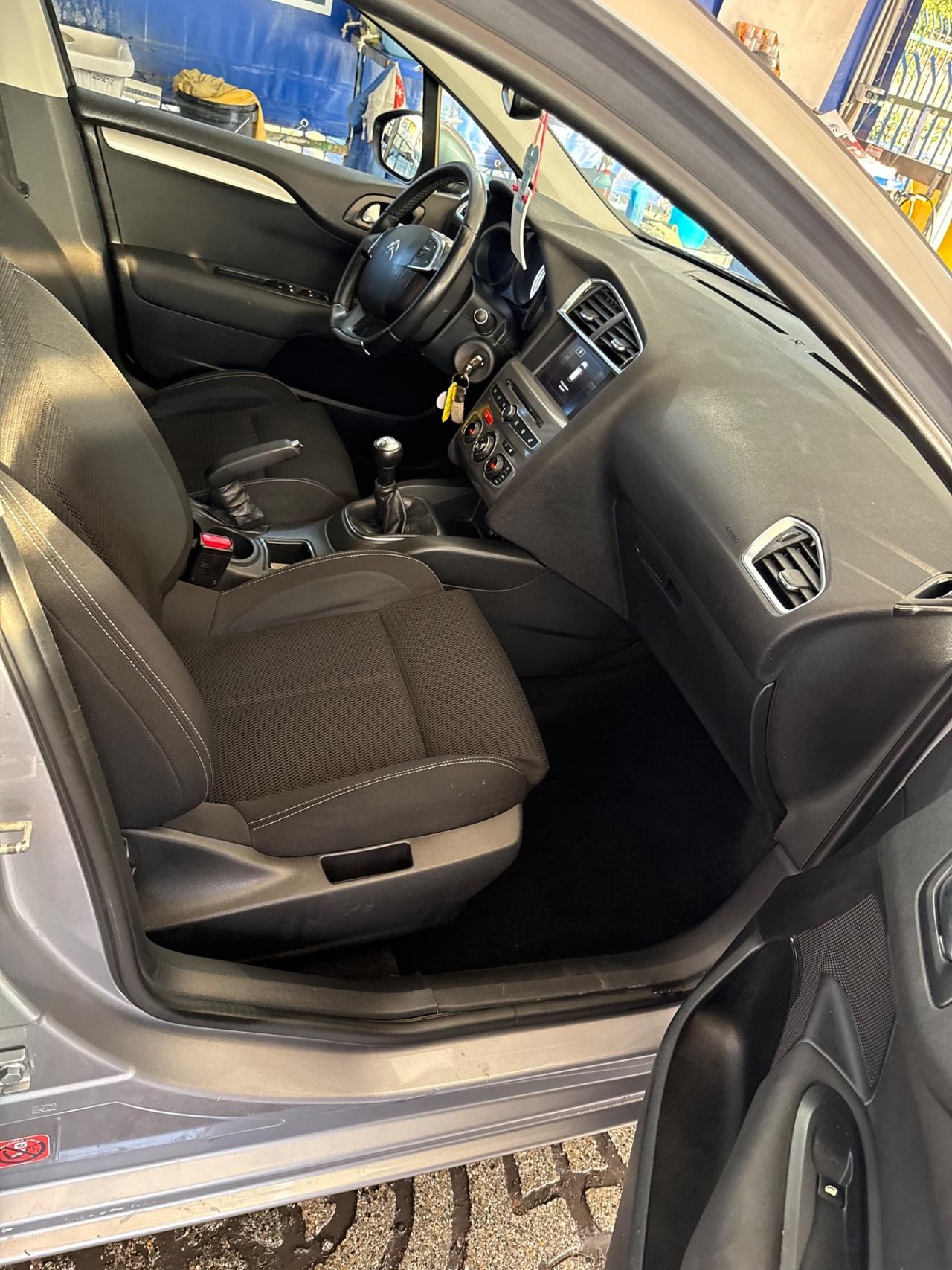 Citroen C4 BlueHDi 100 Feel