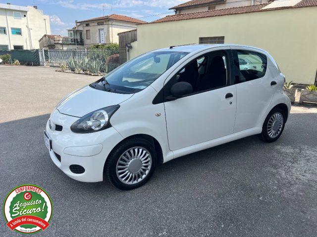 TOYOTA Aygo 1.0 12V VVT-i 5 porte Now Connect
