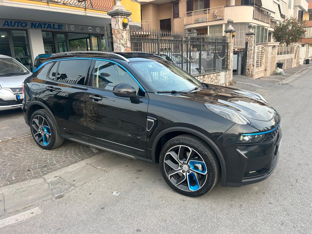 Lynk&co 01 PHEV