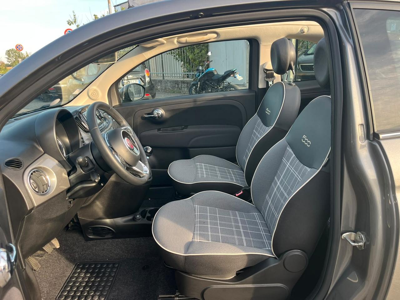 Fiat 500 1.2 CABRIO LOUNGE SOLO 39.000KM