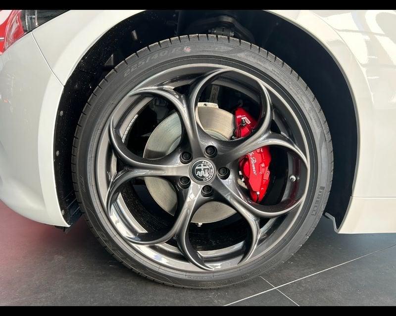 Alfa Romeo Giulia 2.2 Turbodiesel 210 CV AT8 AWD Q4 Tributo Italiano