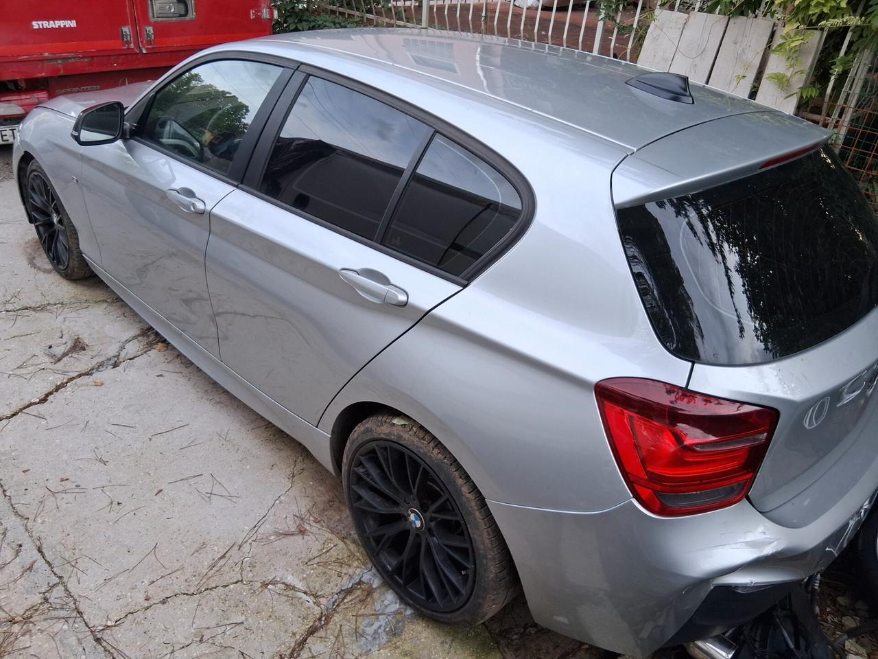 Bmw 118 118d pacchetto m incidentata