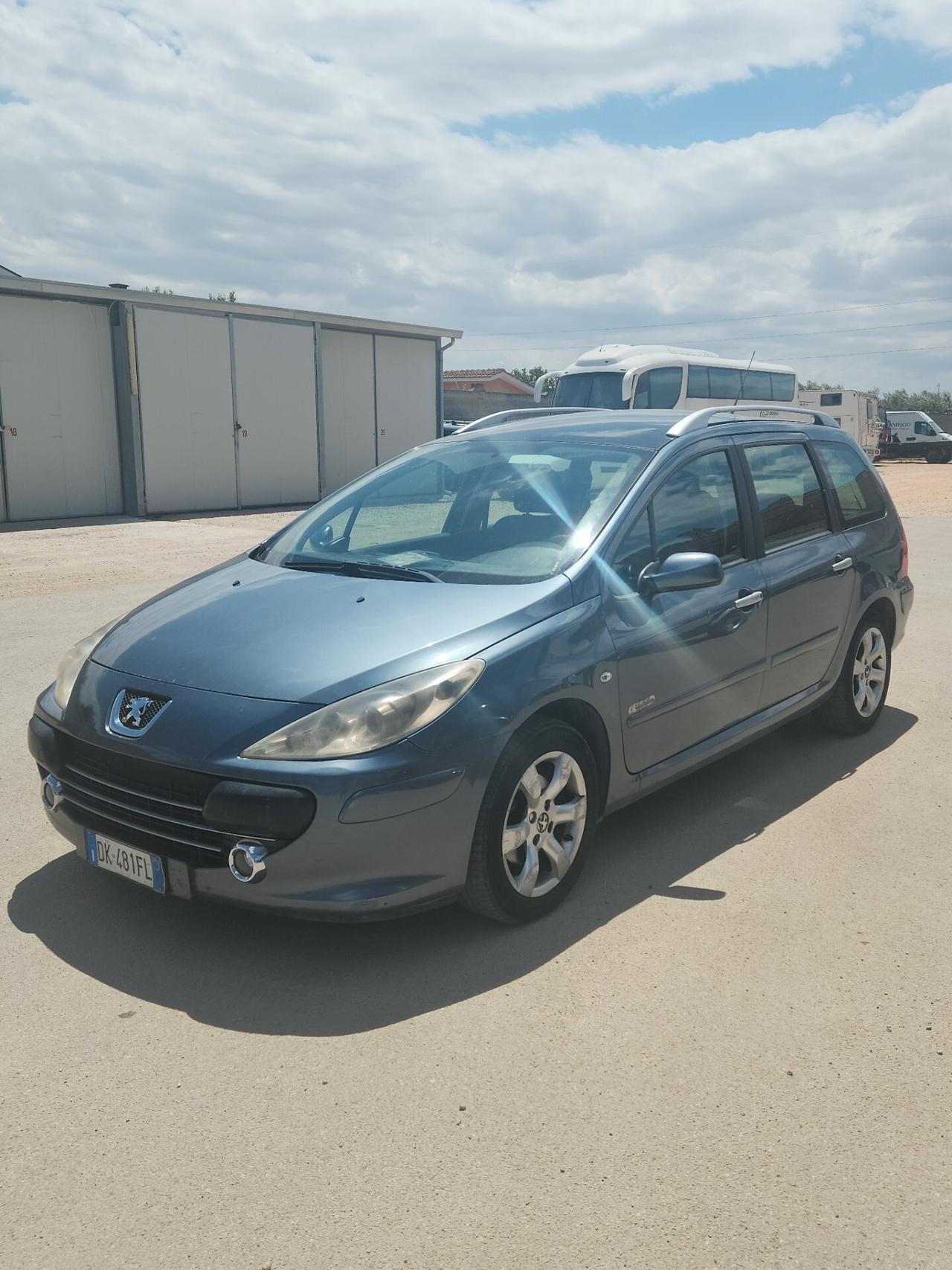 Peugeot 307 1.6 16V HDi FAP 110CV 7 posti