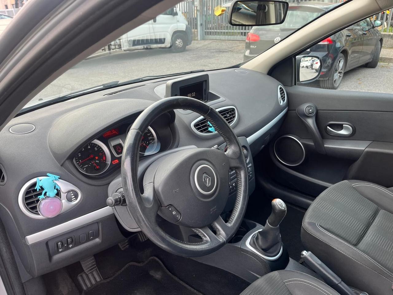 Renault Clio 1.2 16V 5 porte