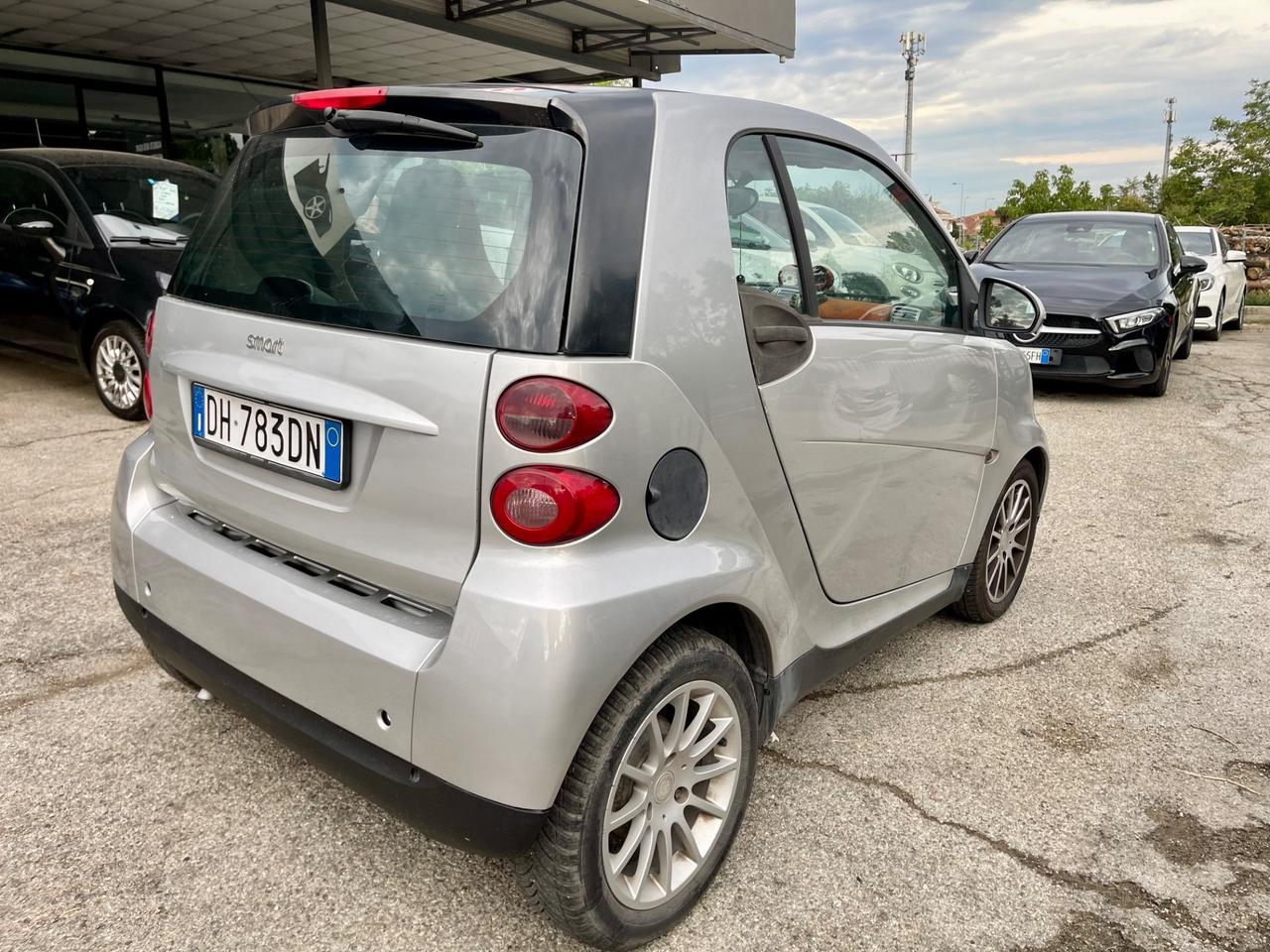 Smart ForTwo 1000 62 kW coupé passion