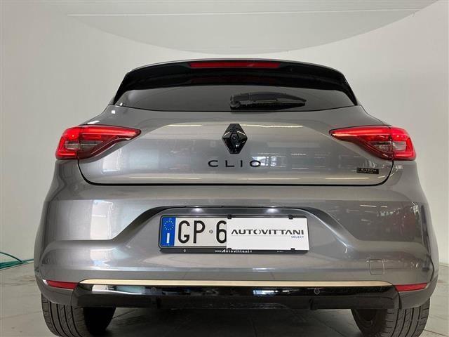 RENAULT Clio 1.6 E-Tech full hybrid E-Tech Engineered 145cv aut