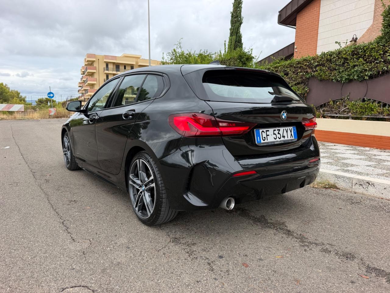 Bmw 116 116d 5p. Msport