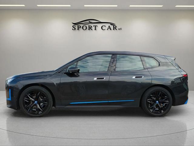 BMW iX xDrive40 Pacchetto Sportivo