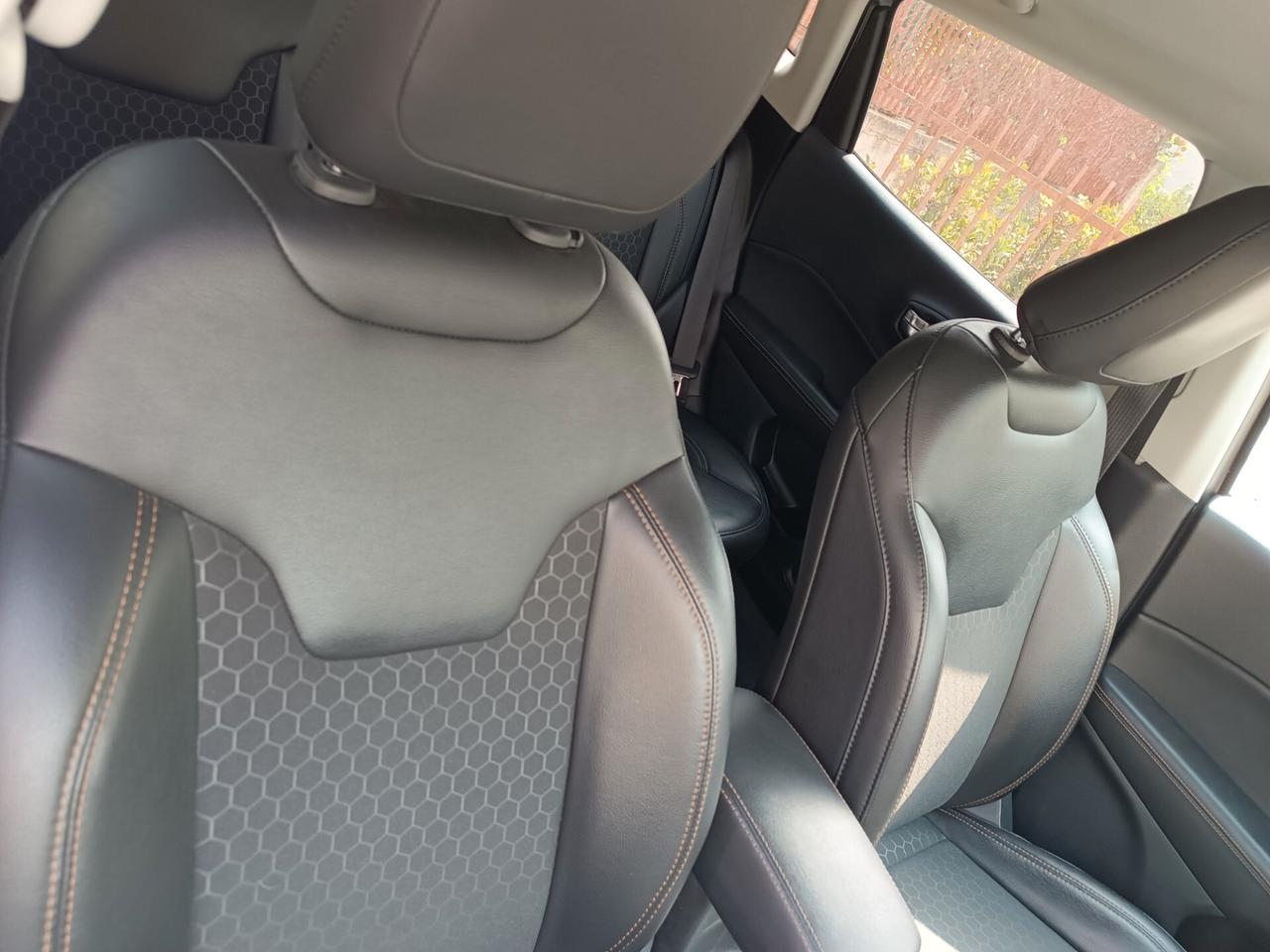 Jeep Compass 1.6 Multijet II 2WD LIMITED 120 CV 37000 kn