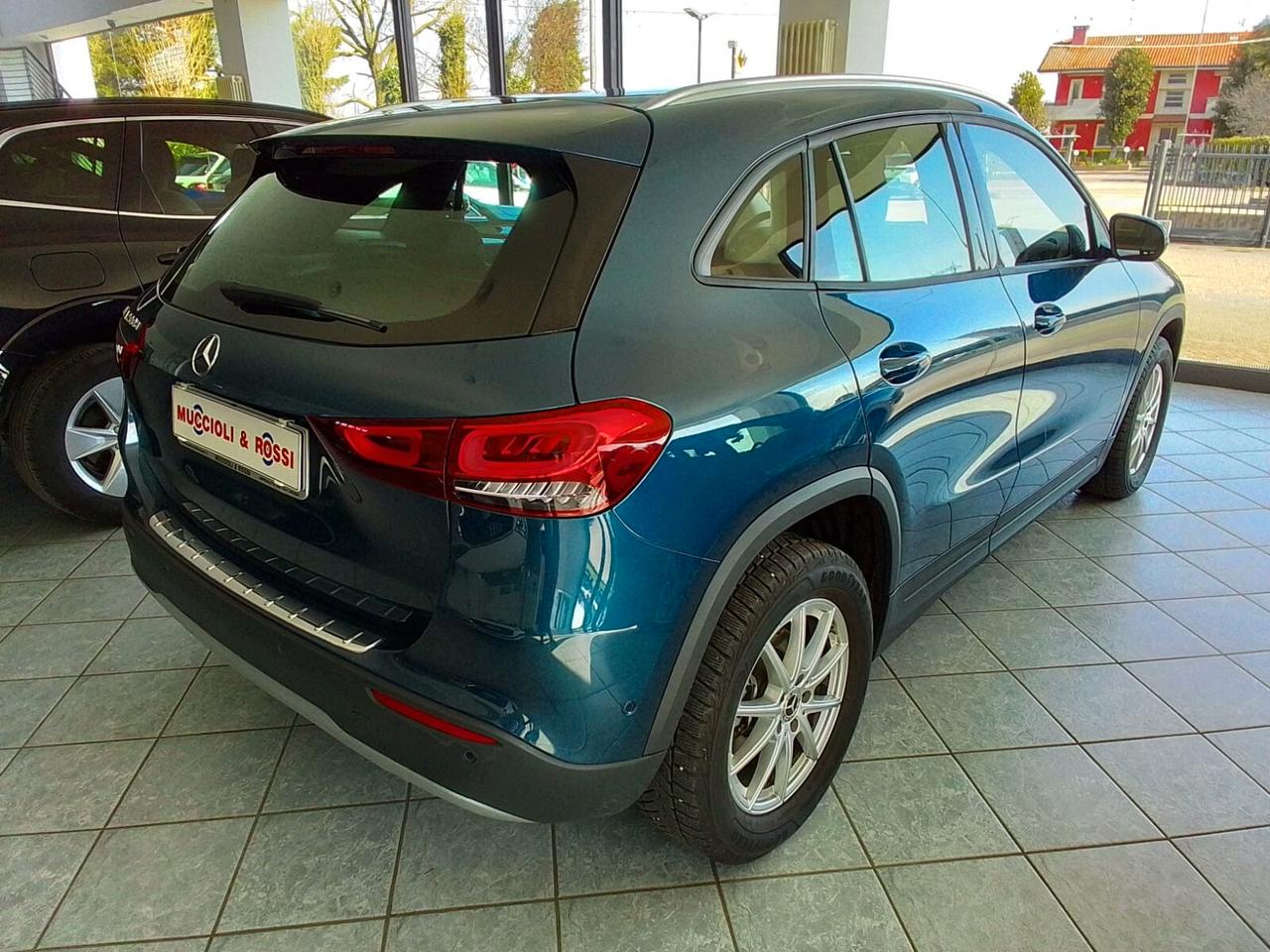 Mercedes-benz GLA 200d 150cv Automatic Business Extra