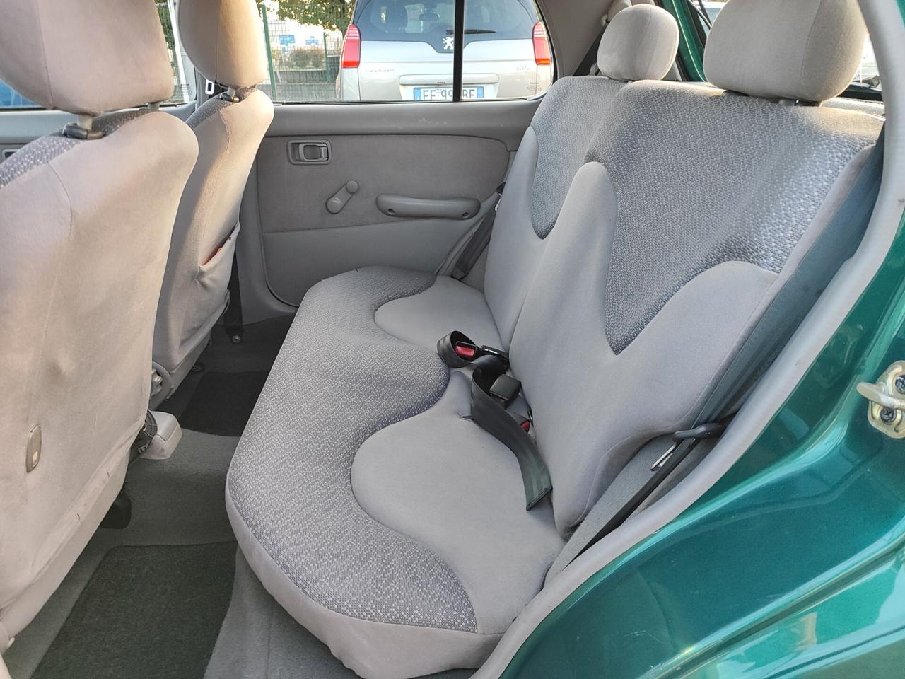 Nissan Micra 1.4i 16V cat 5 porte Luxury