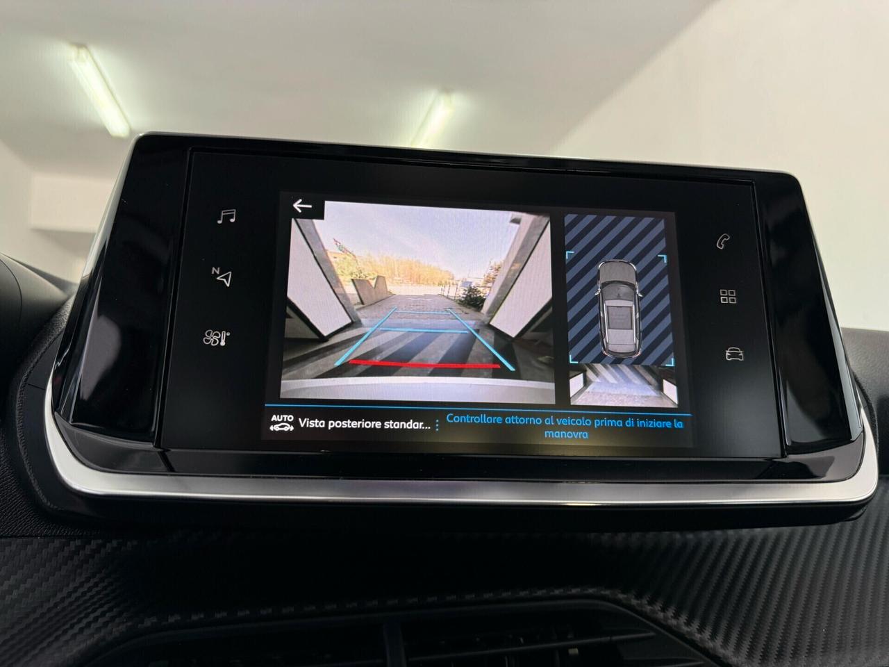 Peugeot 2008 BlueHDi 100 S&S Allure Navi Pack