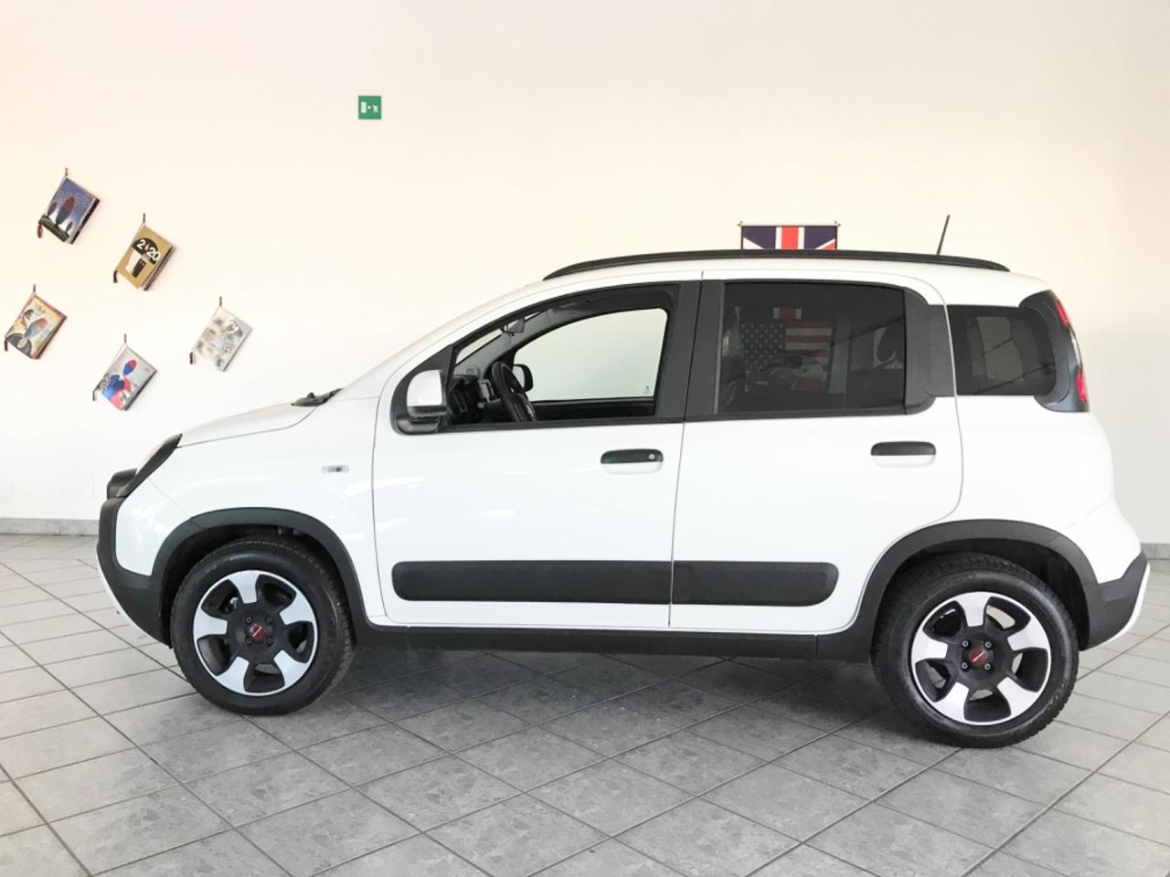 Fiat Panda CROSS 1.0 FireFly S&S Hybrid