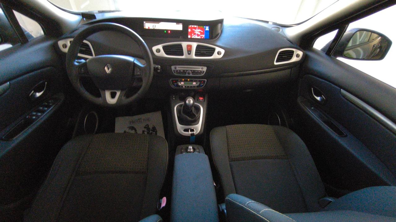 Renault Scenic Scénic X-Mod 1.5 dCi 110CV Luxe