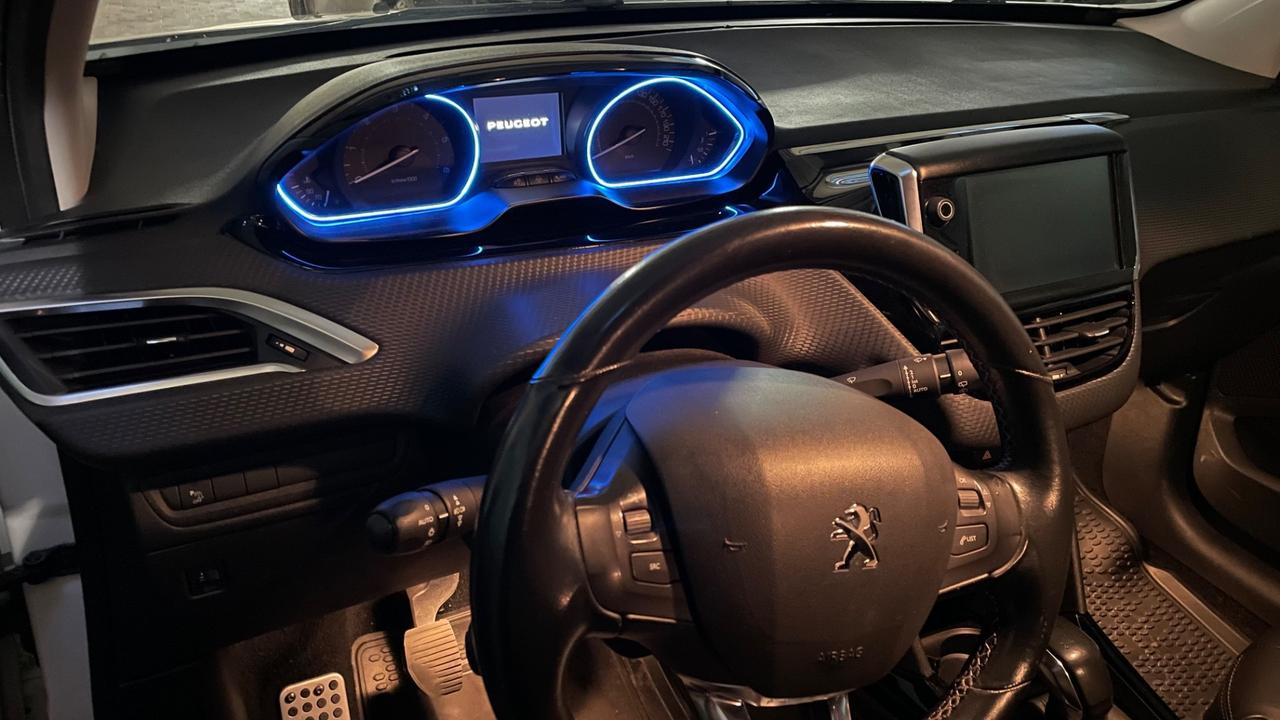 Peugeot 2008 BlueHDi 100 Black Matt "Euro6B"