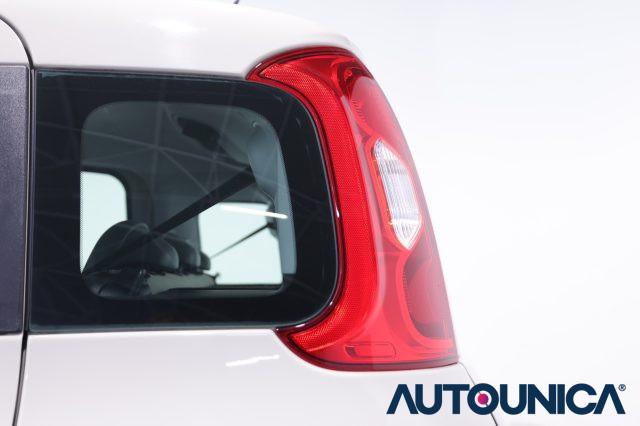 FIAT Panda 1.2 LOUNGE NEOPATENTATI