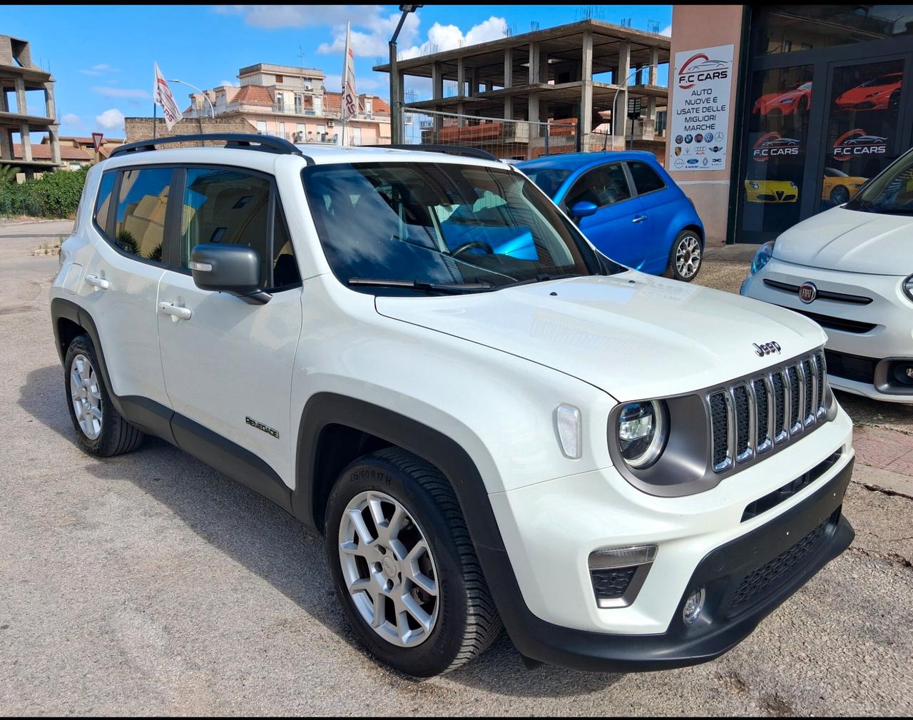 JEEP RENEGADE LIMITED CON FARI LED 2020